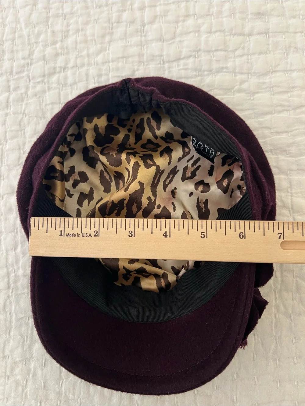 Saks Fifth Avenue Hat Womens Burgundy Lambswool Newsboy Cap Flower Satin Lining